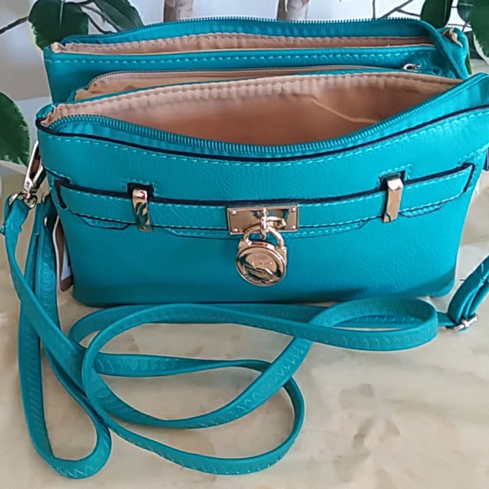 Micheal Kors turquoise crossbody